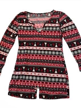 NWOT Women's Red & Black Holiday Print Long-Sleeve Romper- size M